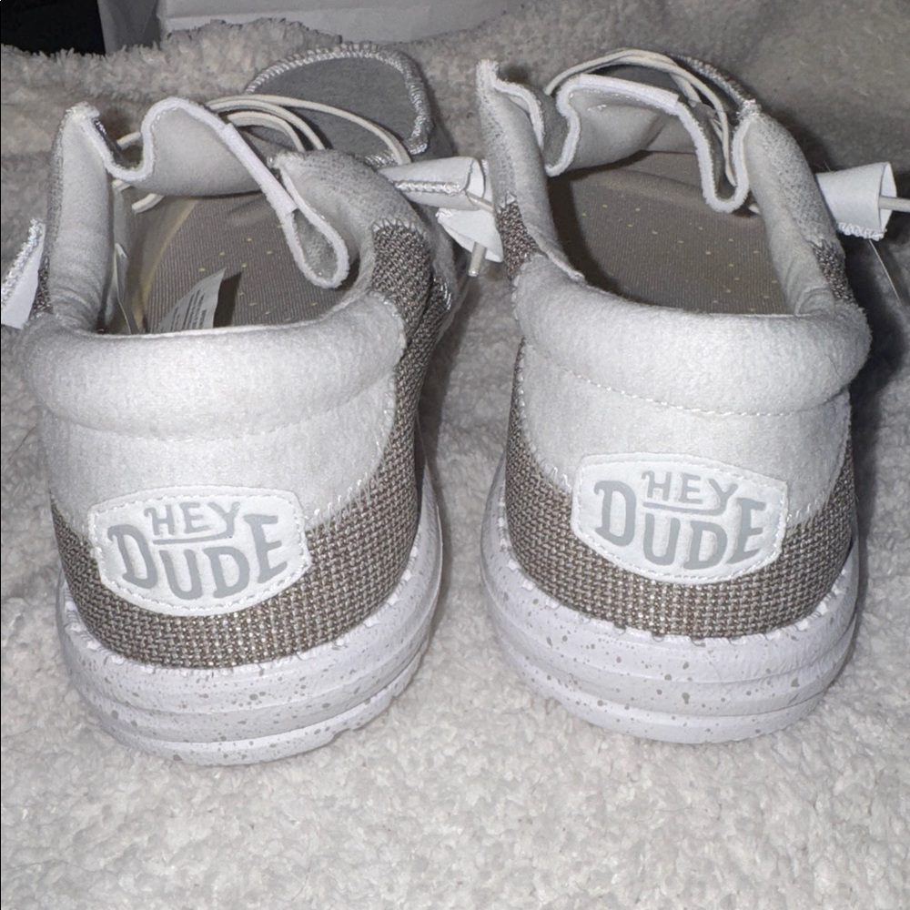 Men’s Hey Dude’s Wally Stitch Optic White 40021-1K3 - Picture 7 of 10